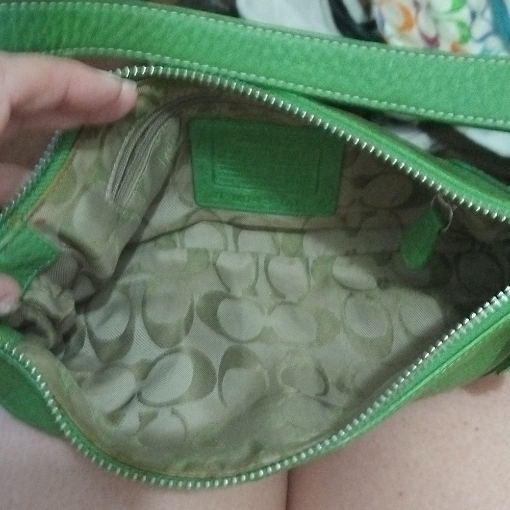 Coach Y2K Hamilton Green Pebbled Leather - Picture 7 of 7